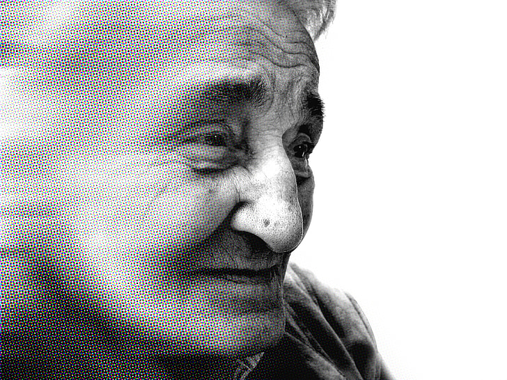 зависими, деменция, жена, стар, възраст, болестта на Алцхаймер, старчески дом