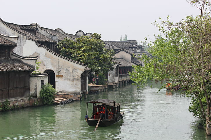 chinese waterway, chinese homes, chinese life, building exterior, tree, architecture, outdoors