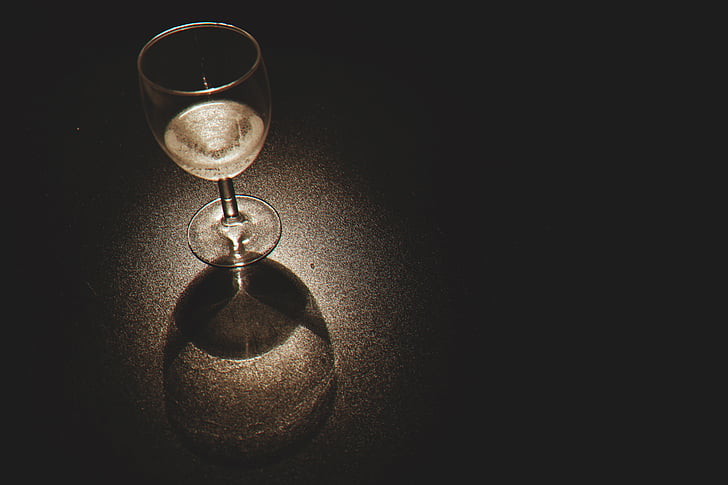 close-up view, drinks, wine glass, black background, no people, close-up, indoors