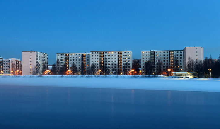 Oulu, Finska, Skyline, nebo, stavb, pozimi, sneg