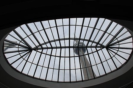 Си-Эн Тауэр, Торонто, Канада, Архитектура, окно