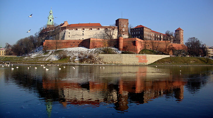 Krakov, Poljska, Wawel, grad, pozimi, odsev, vode
