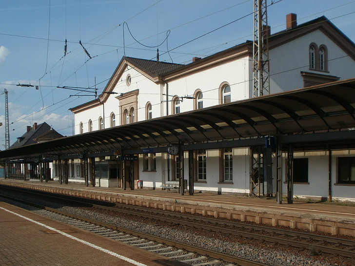 Merzig, estació de tren, plataforma, pista, l'estació de, transport, viatges