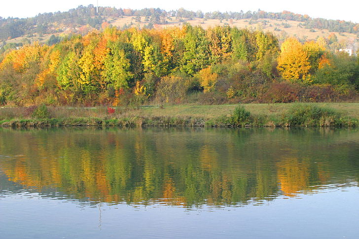 Jesienny nastrój, Riedenburg, głównym Kanałem Dunajskim