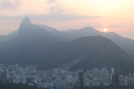 liburan Rio de janeiro, matahari terbenam, Corcovado