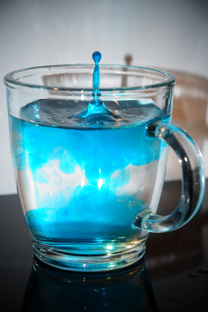 force colors, blue, stopping, glass, drink, cup