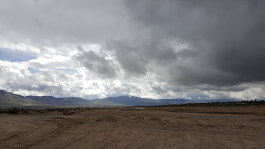 oblaci, pustinja, planine, Apple valley u Kaliforniji