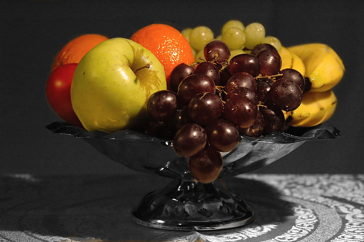 fruit, fruit platter, grapes, green grapes, red grapes, bananas, apple
