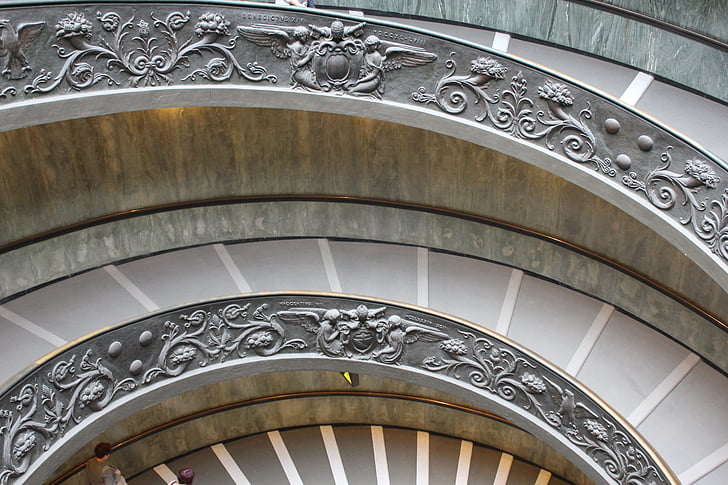 Scari, relief, Vatican
