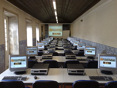 laboratório, computadores, classes