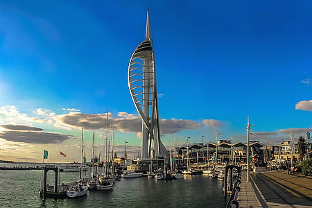 Portsmouth, spinakker Torre, Portuària