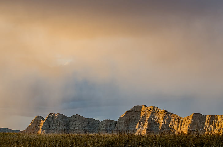 Badlands, skalní útvary, Jižní dakota, Národní park, krajina, obloha, modrá