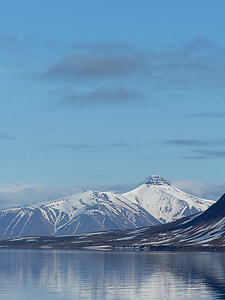 Špicbergenā, kalni, ledus, ainava, Ziemeļu Ledus okeāns, ūdens, salna