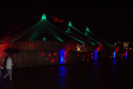 tollwood фестиваль, tollwood, Мюнхен, Баварія, зимовий фестиваль, Різдвяний ярмарок, екологічно