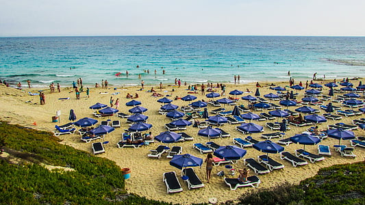Кипр, Айя-Напа, пляж, Туризм, Отдых, зонтики, Голубой