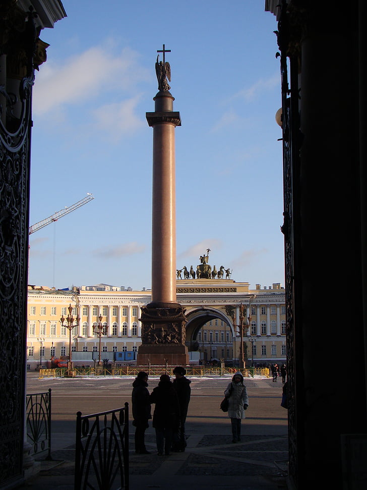 the alexander column, alexandria pillar, palace square, petersburg, colonna, architecture, winter