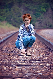 жінка, синій, сорочка, сидячи, залізниця, Симпатичний, мода