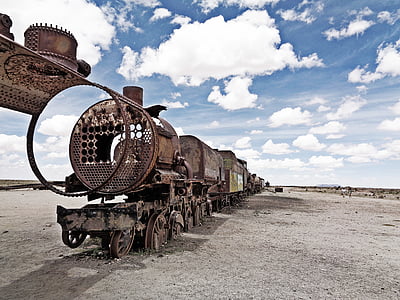 pokopališče vlakov, Uyuni, salar de uyuni, Bolivija, zastarelo, opustili, nebo