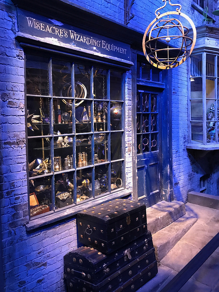Harijs Poters, Diagonalejā, filmu studijas, London, arhitektūra, logs