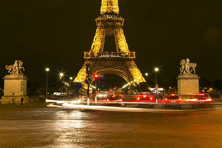 Παρίσι, Έφη hilton Πύργος σιδήρου, Νυχτερινή άποψη