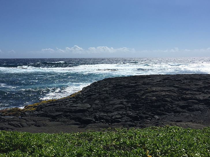 havet, svart sandstrand, Hawaii