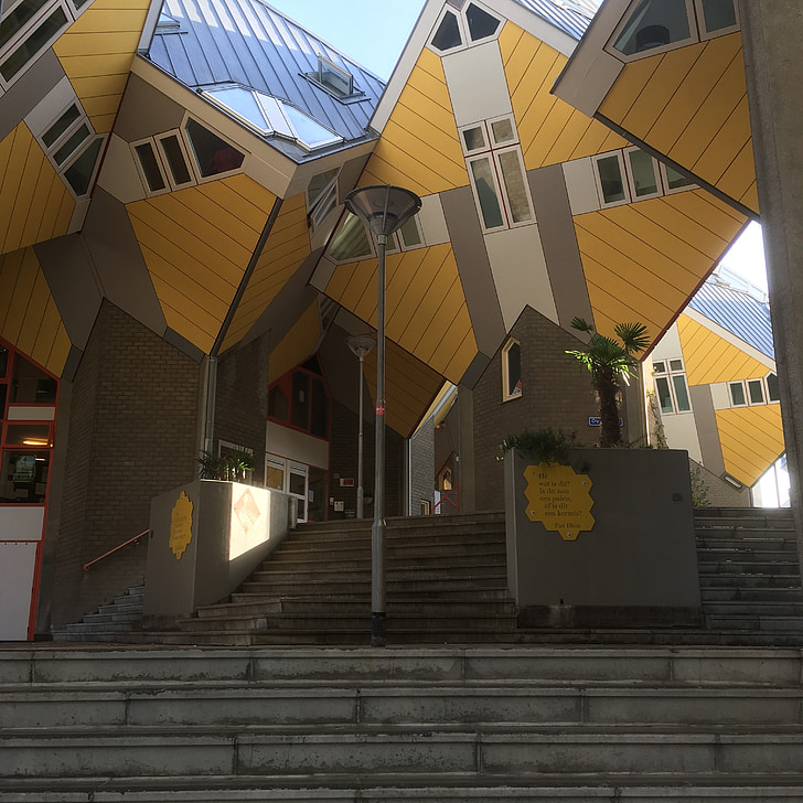 Rotterdam, kuutio, arkkitehtuuri