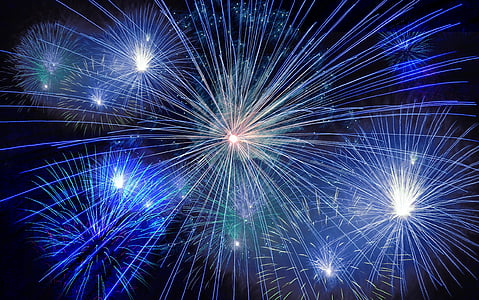 Feuerwerk, Rakete, Tag des neuen Jahres, Silvester, Glühen, abstrakt, beleuchtete