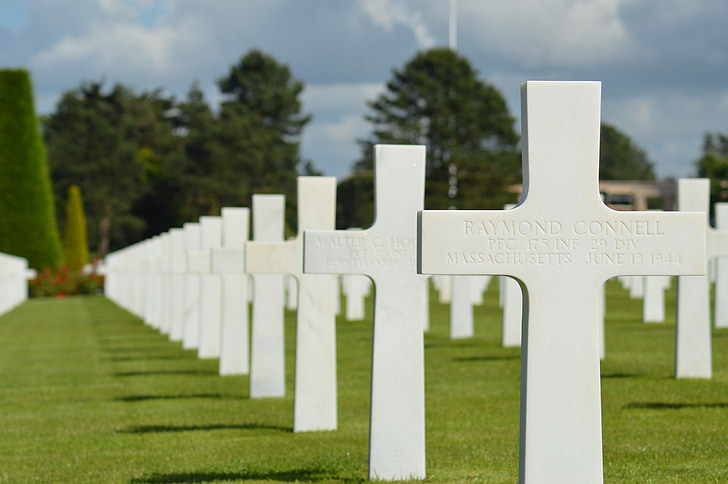 pade, Spominska, Ameriška pokopališča, Normandija, poklon, vojak, pristanek