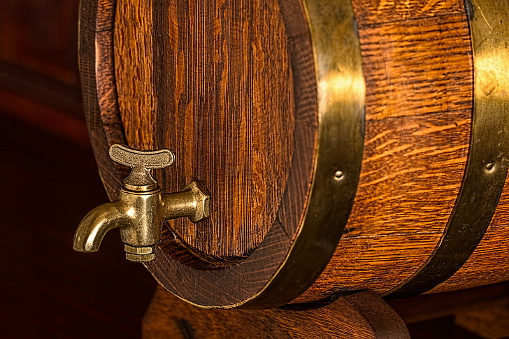 Closeup, photo, brun, baril, en laiton, robinet, bière