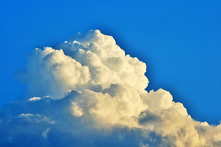 kamuolinis debesis, Debesis, Cumulus, balta, didelių gabaritų, rietuvė, tankus