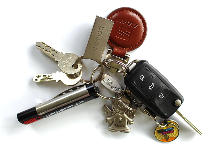 key, keychain, car keys, door key, trailers, garage key, remote control