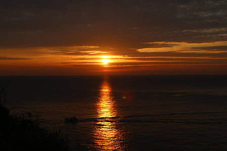 Wschód słońca, morze