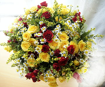 bouquet, flowers, roses, october, autumn, bright, color