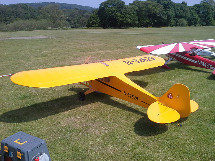 modellflygplan, Piper cub, stor skala