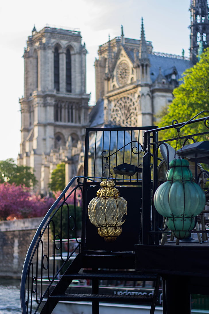 Párizs, nyári, lámpák, Notre-dame