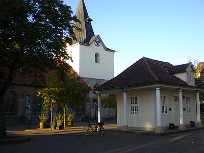 Alte wache, Neustadt estic rübenberge, Església de la ciutat, arquitectura