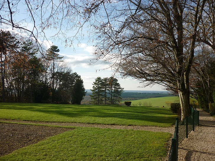 Colombey, Boisserie, vista para o jardim sul