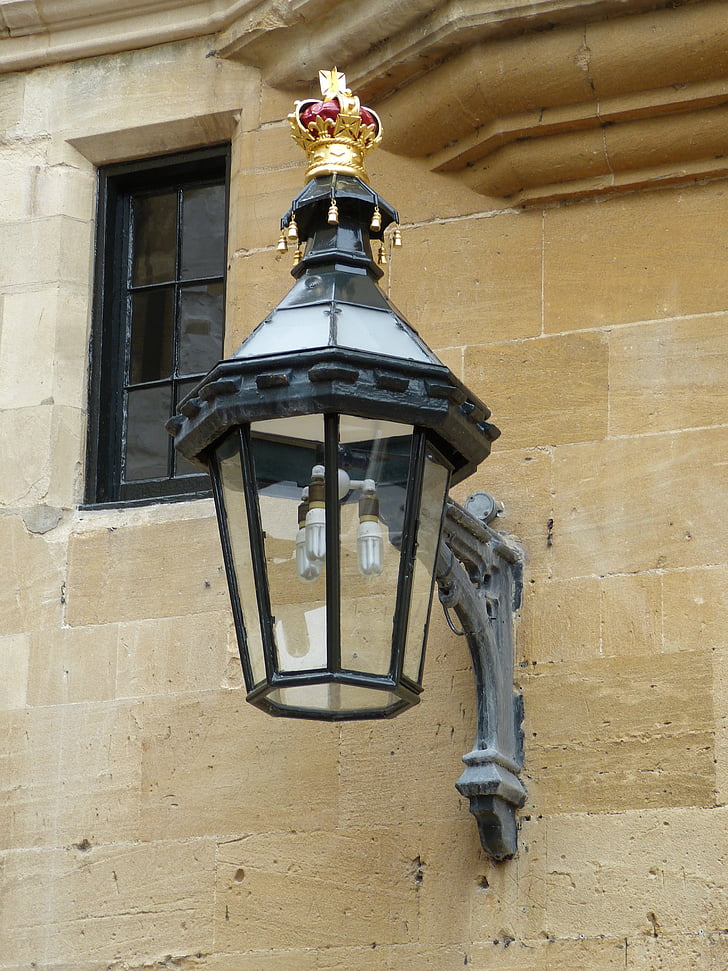 lamp, lantern, crown, middle ages, london, united kingdom