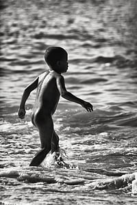 black child, naked child, naked, see, beach, black and white, madagascar