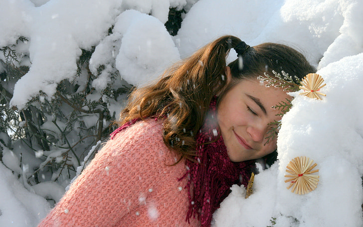 chica, nieve, sueño, invierno, estrellas, Blanco, de la sonrisa