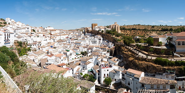 Setenil de las bodegas, Spanyolország, város, falu, Családi házak, Skyline, utca-és városrészlet