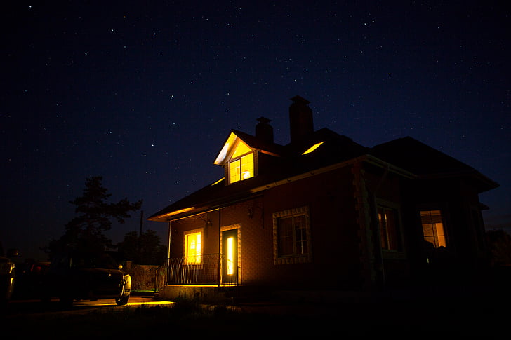 Huis onder de sterren, sterrenhemel, Huis onder de sterrenhemel, nacht, Cottage, helder, licht