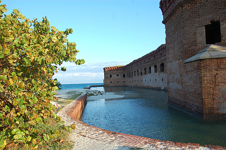 Fort jefferson, water, eiland, bakstenen, muur, buiten, het platform