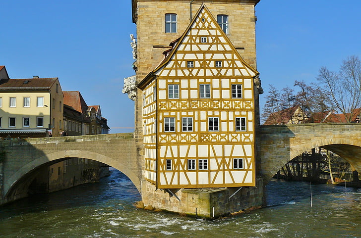 Bamberg, Stadshuset, utsikt över staden, rottmeister stuga, Fachwerkhaus, Regnitzen, frankiska