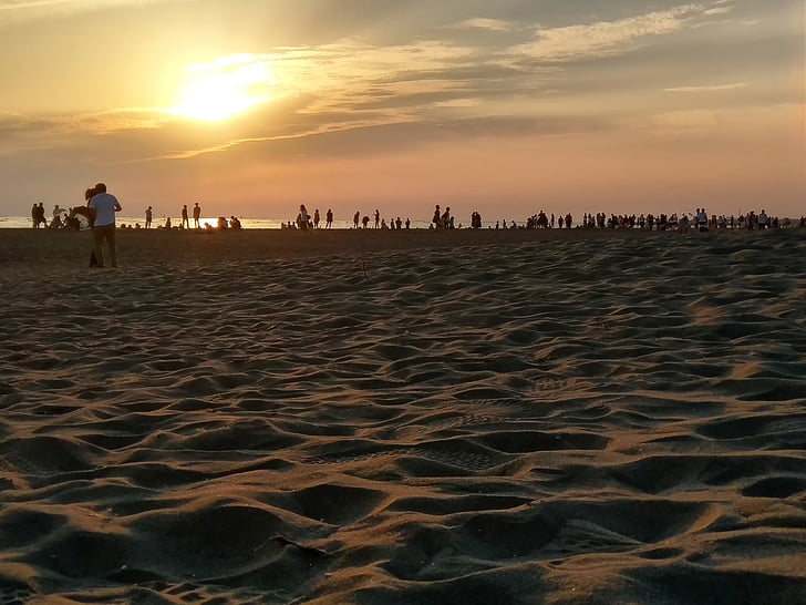 die Abendsonne, Sand Strand, die Massen, glücklich romantisch