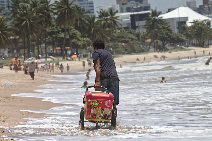 travail, plage, vendeur, sur roues, Popsicle, João pessoa, Paraíba