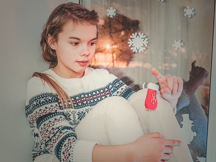 Silvester, portrét, dievča, osoba, Vianočný strom hračky, zimné, emócie