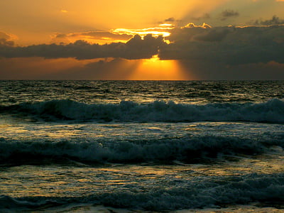 Rayos, sol, ondas, mar