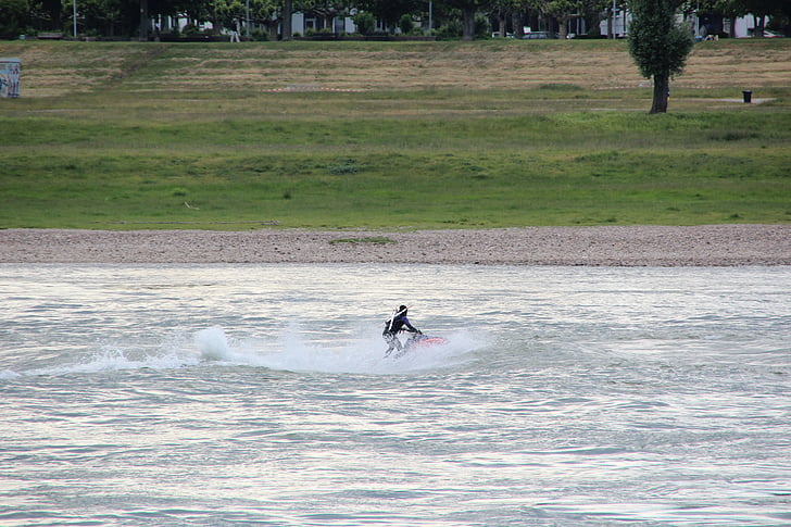 Jet-ski, Rhein, Laufwerk