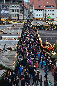 mercado de Natal, Ulm, multidão, tempo de Natal
